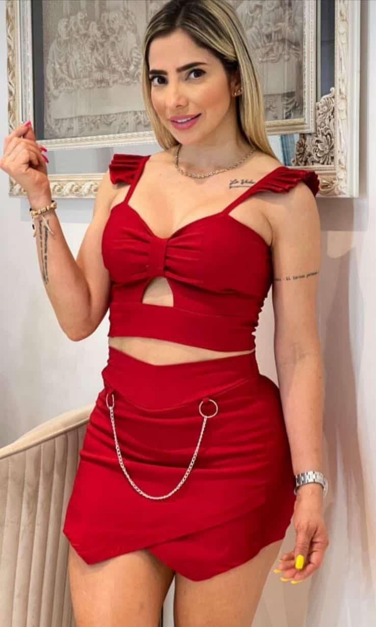 CONJUNTO BLUSA FALDA SHORT